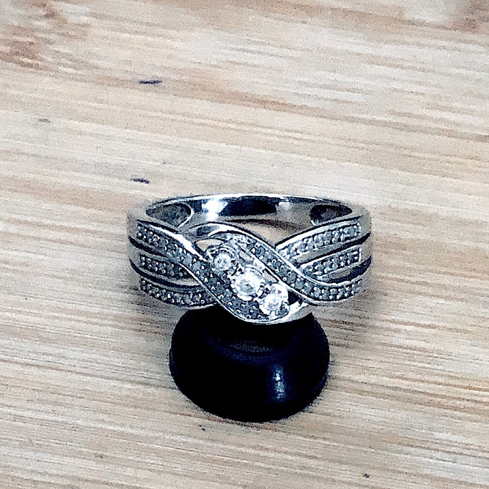 $98  Natural Diamond & Sterling Designer Estate Ring Size 9 & 1/4  Marked UD 925